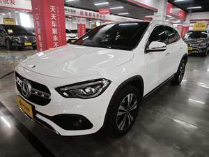 Voitures d'occasion <span class=keywords><strong>Mercedes</strong></span>-Benz <span class=keywords><strong>GLA</strong></span> <span class=keywords><strong>2023</strong></span> GLA220 2.0T Turbo Automatique SUV Compact <span class=keywords><strong>Prix</strong></span> de Gros Compétitif - Product Image 2