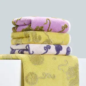 Patent Jacquard Coral Fleece Towel Microfiber Jacquard Weave Super Absorption And Soft For Retail And Wholesale Fire Goblet