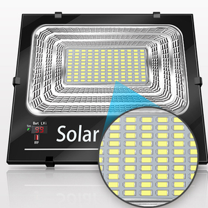 200W 300W 400W 500W Ip67 Aluminium Amovible Sécurité Led Alimenté Rgb <span class=keywords><strong>Projecteur</strong></span> Rechargeable Projecteurs Avec Panneau <span class=keywords><strong>Solaire</strong></span> - Product Image 4