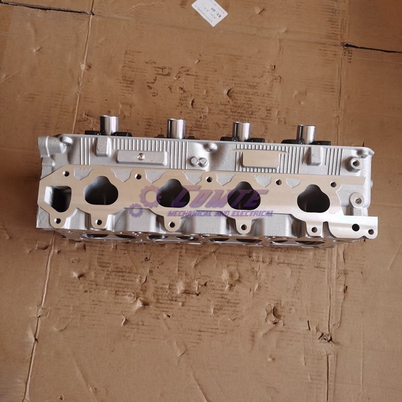 専用（2.17まで） 4G64 16V Cylinder Head for Mitsubishi 2.4L - New Condition