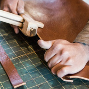 Leather Placemats Square Solid Color Durable Waterproof Oil Resistant <b>Table</b> Mats For Western Restaurant Use - Product Image 3