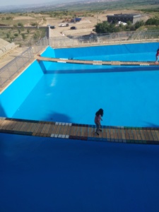 Polyurea mạnh mẽ crack rò rỉ lớp liền mạch chống thấm lớp công nghiệp chịu thời tiết Polyester mái vật liệu đàn hồi - Product Image 3