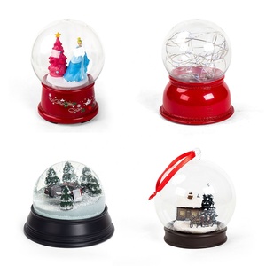 Personalizzato in resina figura albero di natale modello di vetro acrilico globo ornamento acqua globo di neve con la luce per le decorazioni regalo di festa - Product Image 5