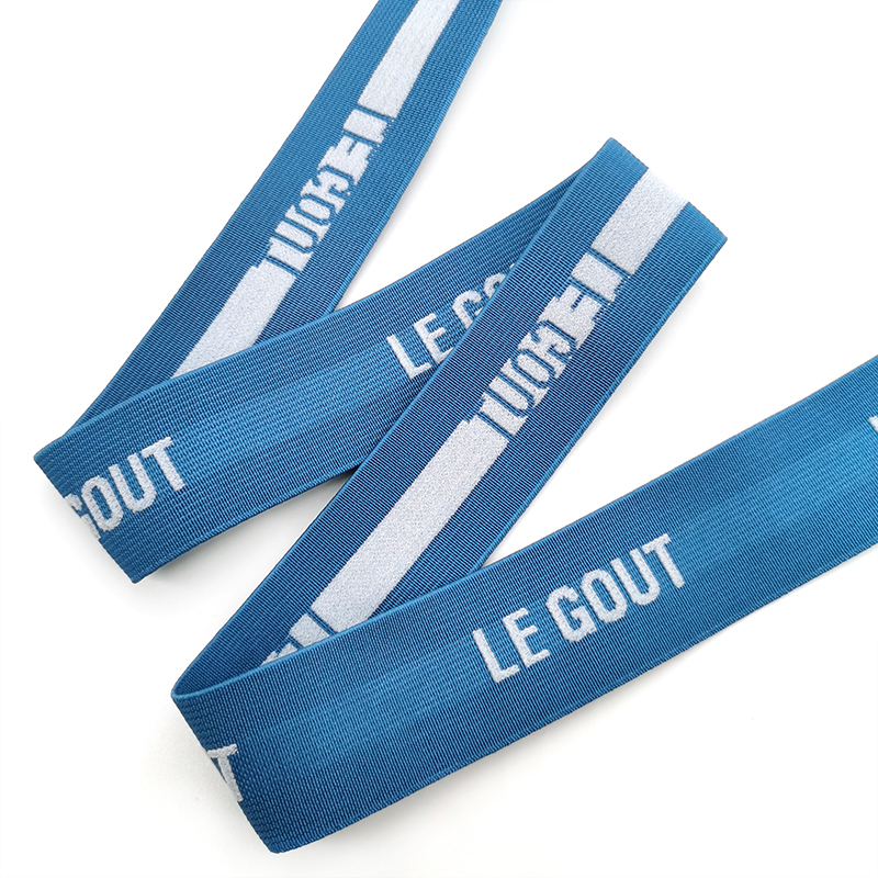 สีฟ้าอ่อน