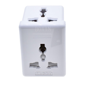 Adaptateur de prise de voyage universel vers UK US EU AU CN vers UK Singapore Malaysia Plug Fusible 13A intégré - Product Image 2