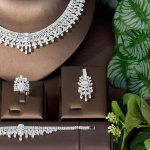 Ensemble de haute joaillerie magnifique collier de Style cour boucles d'oreilles zircon cubique accessoires de fête de mariage de mariée S-176 de Costume - Product Image 3