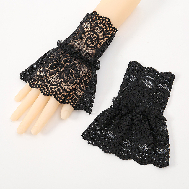 New Stylish Fashionable Lace Mesh Hollow-out Crochet Sleeve Wedding Bride Short Lace Gloves for Women