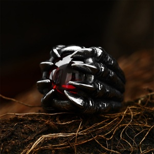 Anillo de Moda con Diseño de Garra de Dragón, Anillo de Acero Inoxidable con Piedras Preciosas para Hombre - Product Image 6