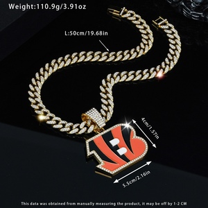 Vente en gros de colliers pendentifs Cincinnati Bengals, colliers pendentifs en alliage sertis de diamants exquis, colliers cubains - Product Image 6