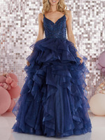 Robe de Quinceanera scintillante en tissu de maille à la taille naturelle pour femmes de grande taille personnalisée avec volants