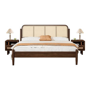 Letto Matrimoniale in Rattan Stile Antico Francese Vintage, Lussuoso e Durevole, per Camera da Letto Principale e Soggiorno - Product Image 3