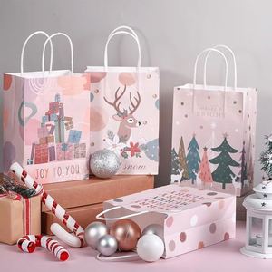 Bolsas de Regalo Navideñas Boho con Asas, Elegantes Bolsas de Papel Rosa Pastel, Bolsas de Regalo con Estilo para Envolver Regalos Navideños, Perfectas para Fiestas de Navidad - Product Image 5