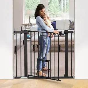 Barrière de sécurité pour bébé et animaux de compagnie Porte à fermeture automatique pour enfants et chiens Protection de clôture extra large Porte pour enfants