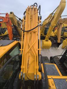 Excavatrice Hyundai 220Lc-9S d'occasion 100% originale, 22 tonnes, moteur et boîte de vitesses robustes, capacité de la benne de 1 m³, en vente - Product Image 5