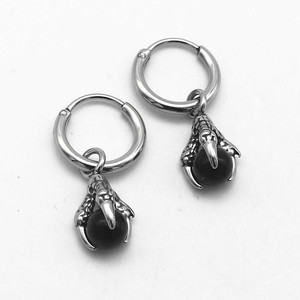 Yunnique – boucles d'oreilles en acier titane, griffe de Dragon, perle noire, bijoux à la mode pour hommes et femmes - Product Image 5
