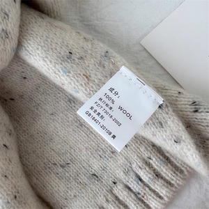 Écharpe en laine tricotée 100% pure, unie, chaude pour l'hiver, longue, enveloppante, douce, coupe-vent, pour femme, idéale pour les voyages et le quotidien - Product Image 6