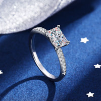 Bague de luxe bijoux en diamant 925 bagues en argent Sterling demi-perceuse plan transversal cube sucre bague Moissanite pour les femmes