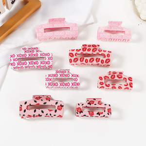 2025 Día de San Valentín colorido plástico corazón Rosa impreso garra Clips creativo rombal pinzas para el cabello <span class=keywords><strong>gancho</strong></span> 8,5 cm pinzas para el cabello - Product Image 2