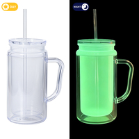 Mug en plastique vert à double paroi de 16 oz, pré-percé, avec logo personnalisé, luminescent dans le noir, vendu directement d'usine, avec boîte kraft