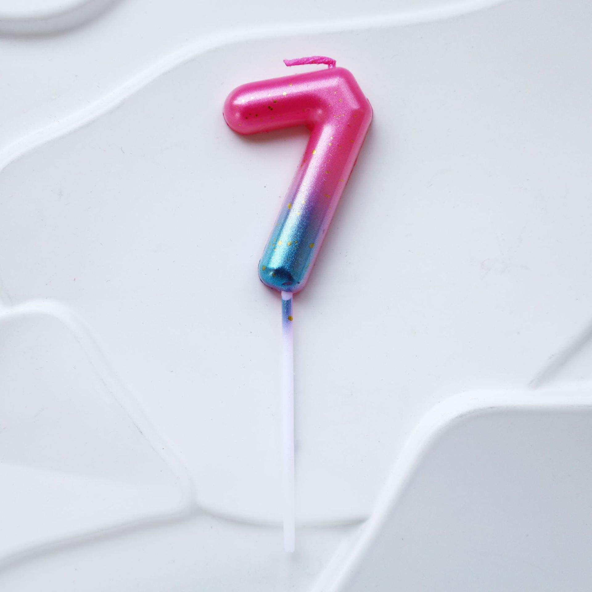 Bougie numérique rose clair dégradé bleu lac-7