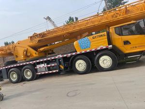 Grúa móvil hidráulica usada de 70 toneladas, de segunda mano, marca XC, en venta. - Product Image 3