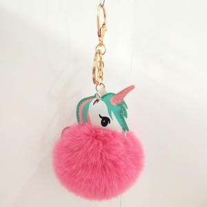 Poupées <span class=keywords><strong>porte</strong></span>-clés en gros <span class=keywords><strong>licorne</strong></span> fausse fourrure <span class=keywords><strong>pompon</strong></span> boules en peluche <span class=keywords><strong>porte</strong></span>-clés de luxe femmes en peluche <span class=keywords><strong>licorne</strong></span> fausse fourrure <span class=keywords><strong>pompon</strong></span> <span class=keywords><strong>porte</strong></span>-clés - Product Image 4