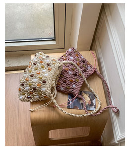 Bolso <span class=keywords><strong>de</strong></span> Mano para Mujer Beaufy, Nuevo y Moderno, <span class=keywords><strong>Diseño</strong></span> Tejido con Cuentas, Cuadrado, sin Asas, con Forro <span class=keywords><strong>de</strong></span> Cuero Genuino y Gran Capacidad - Product Image 3