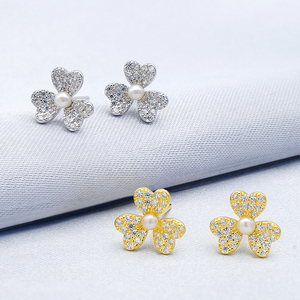 Moda tres trébol CZ 14K amarillo moda damas plata esterlina Pendientes chapados en oro mujeres perla encantadora joyería para niñas - Product Image 1