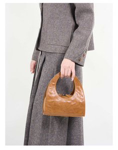 Bolso de Mujer Hecho a Mano en Cuero de Alta Calidad de Fábrica, Bolso de Hombro de Piel de Vaca, Logotipo Personalizado - Product Image 1