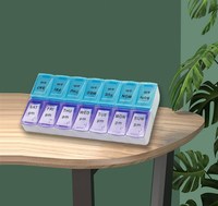 Boîte à pilules portable en plastique pour 7 jours, coupe-comprimés intégré, organiseur de rangement pour médicaments