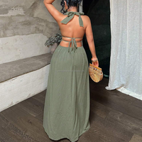 Robe longue maxi personnalisée avec logo, col halter plongeant en V, dos nu, froncée, taille haute, coupe trapèze, pour femme, idéale pour l'été, la plage ou les soirées.