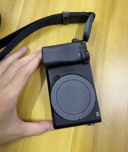 Cámara Sony A6400 sin Espejo Usada, Solo Cuerpo, ILCE-6400, Sin Lente, Cámara de Video 4K APS-C de 24.2MP - Product Image 2
