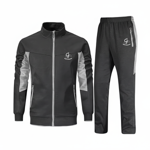 Vente en gros de vêtements de sport de grande taille ensembles de jogging avec survêtement personnalisé de haute qualité pour hommes - Product Image 1