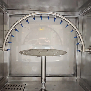 Maßgefertigte Elektronische Automatische Regenkammer mit IPX34 Wasserdichtigkeitszertifizierung und 220V Spannung für Laboranwendungen - Product Image 1