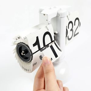 Thiết kế cổ điển tự động lật Đồng hồ máy tính để bàn đồng hồ lớn kỹ thuật số pin <span class=keywords><strong>Powered</strong></span> thiết bị nội bộ hoạt động trang trí nội thất - Product Image 4