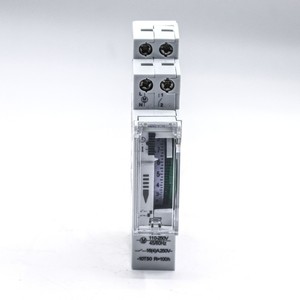 Minuteur mécanique 24 heures WHY SUL180A 110-250V 16(4)A 250V pour couloirs d'escaliers et applications similaires - Product Image 1