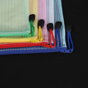 Bolsa de cremallera de PVC a precio barato al por mayor, multicolor para tarjetas de identificación, billetes, papelería - Product Image 5