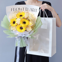 Bouquet de roses en savon LED, matériau de fleurs artificielles combiné, boîte décorative magnifique, cadeau de remise de diplôme, cadeau de la Saint-Valentin