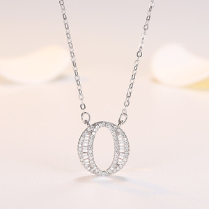 À la mode Argent Plaqué Micro Pave Zircon Cubique Votre Nom Mon Nom 26 Alphabet Anglais Personnalisé Femmes Lettre Collier - Product Image 4