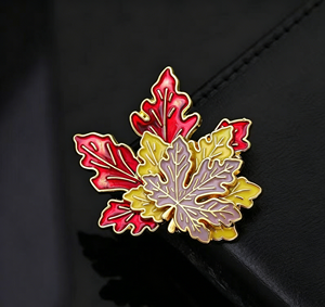Broche <span class=keywords><strong>de</strong></span> Hoja <span class=keywords><strong>de</strong></span> Arce para Abrigo, Sombrero, Boda, Insignia Metálica en Oro Rosa, Impresión UV, Ecológico, Regalo <span class=keywords><strong>de</strong></span> Boda Personalizado - Product Image 1