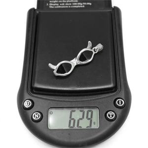 Colliers et pendentifs personnalisés en gros pour lunettes, bijoux de mode en acier inoxydable plaqué or 18 carats - Product Image 6