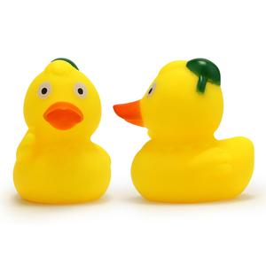 Pato de Borracha Amarelo Pequeno Jixin YDE008 de 5 Centímetros Mais Vendido, Brinquedo de Banho para Bebês com Bico Longo e Som ao Apertar - Product Image 1