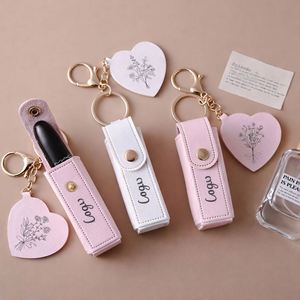 Porte-clés en cuir brodé avec logo personnalisé, sac à rouge à lèvres, cadeau promotionnel pour campagne marketing d'entreprise - Product Image 4