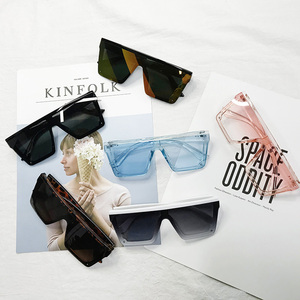 Sunglasses 2022 Customized Design Retro Street Photo Oversized Rectangular UV400 Protection Plastic Frame Women Shade Big Frame Sunglasses