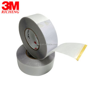 Ruban antidérapant transparent 152.4mm x 18.2m 3M 220 <span class=keywords><strong>pour</strong></span> les zones <span class=keywords><strong>de</strong></span> circulation humides et pieds nus 3M Safety-Walk Slip-Resistant - Product Image 4