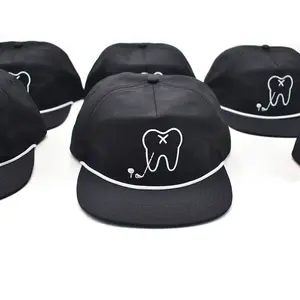 Logo personnalisé 5 panneaux casquette snapback en nylon imperméable, vierge, non structurée, avec corde