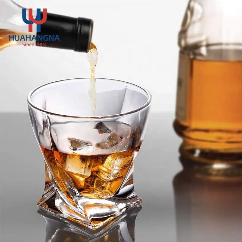 Wholesale Custom Logo Engrave Round Heavy Base Clear Crystal Whisky Tumblers Cup Liquor Whiskey Glass Cup for Bar Party