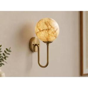 Applique murale globe en albâtre avec support en laiton courbé, lampe de chevet en pierre naturelle, éclairage design moderne du milieu du siècle pour la maison - Product Image 5