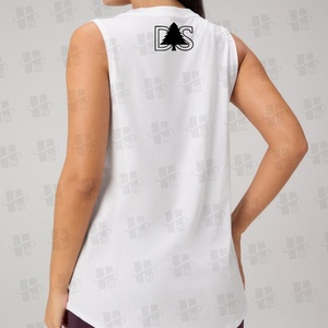 Débardeur blanc personnalisable sans manches à ourlet incurvé et dos nageur en CVC respirant pour femme, idéal pour la gym, le fitness et la boxe - Product Image 5