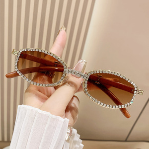 Oval <b>Sunglasses</b> For Women Rhinestone Embellished PC Frame UV400 Protection Type 3 Lenses Retro Style - Product Image 3